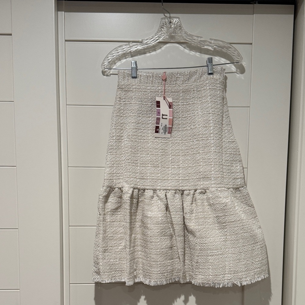 Chic A-Line Cream Skirt